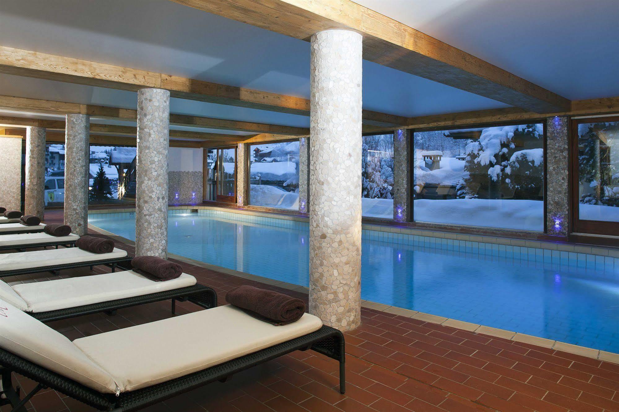 Hotel Carlina Clusaz Zewnętrze zdjęcie